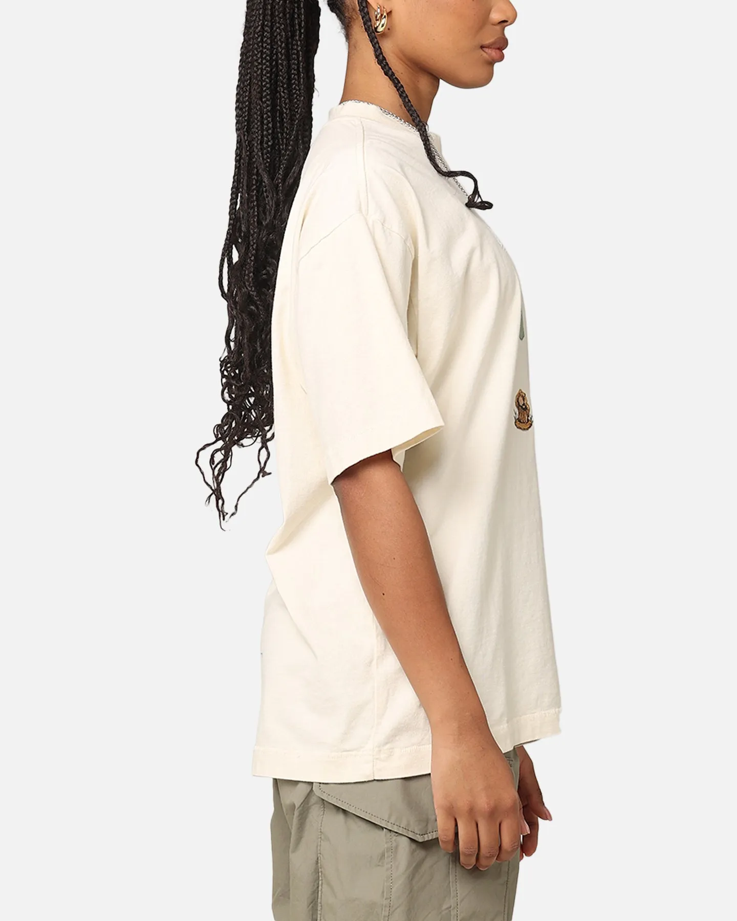 Scoop neck Fashion-Forward Look Market Par 5 Bear T-Shirt Ecru