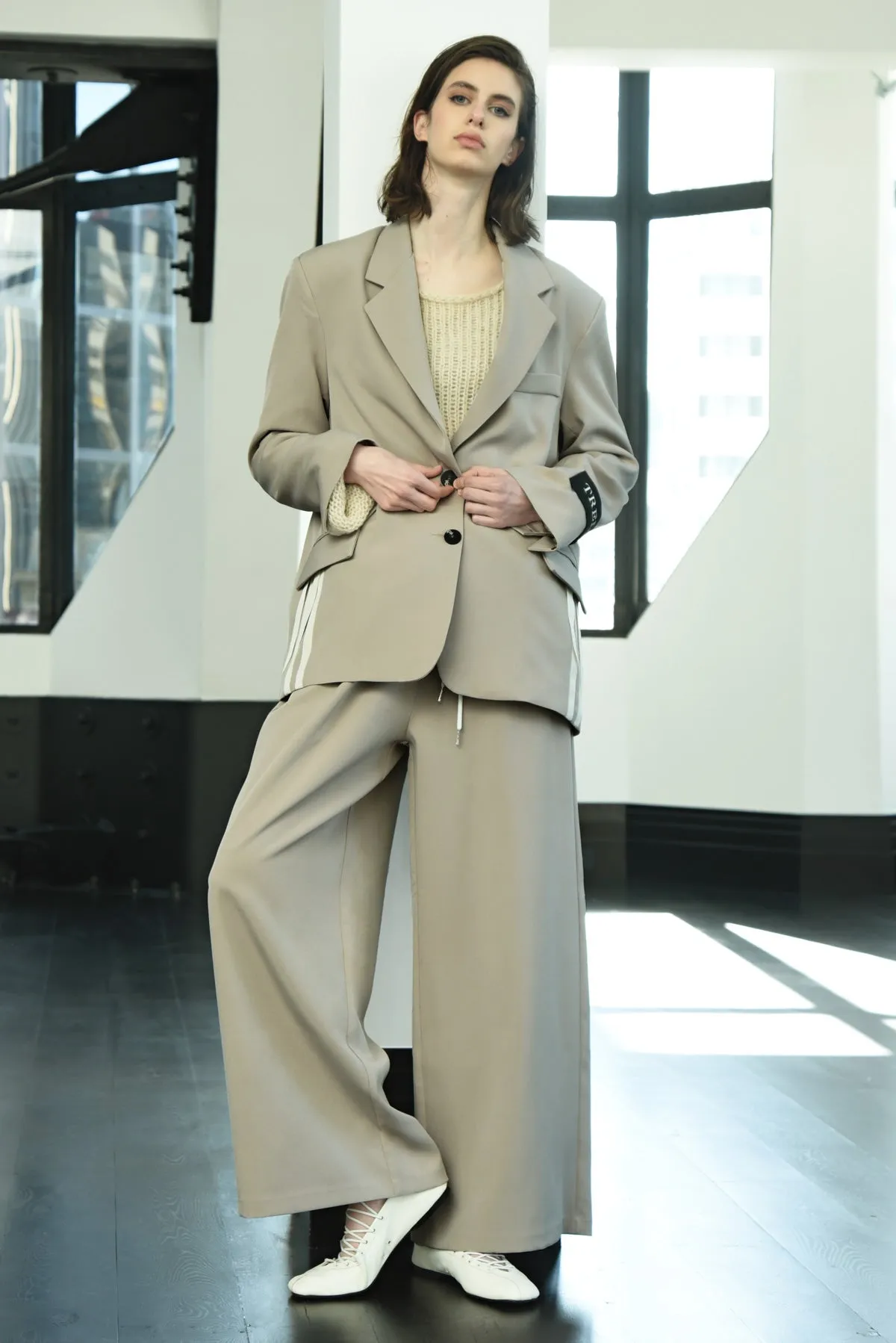 FIND YOUR STRIDE TROUSER Chilly Day Ready MultiPocketDesign