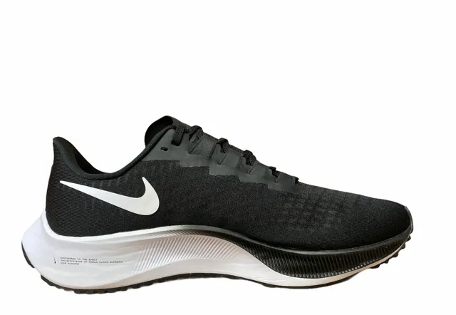 Midfoot Shank Nike scarpa da corsa da uomo Air Zoom Pegasus 37  BQ9646 002 nero-bianco