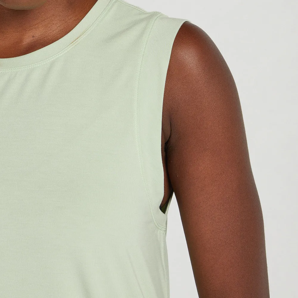 Women's Korsa Haste Sleeveless QuickRelease Closure NonIrritating Seams
