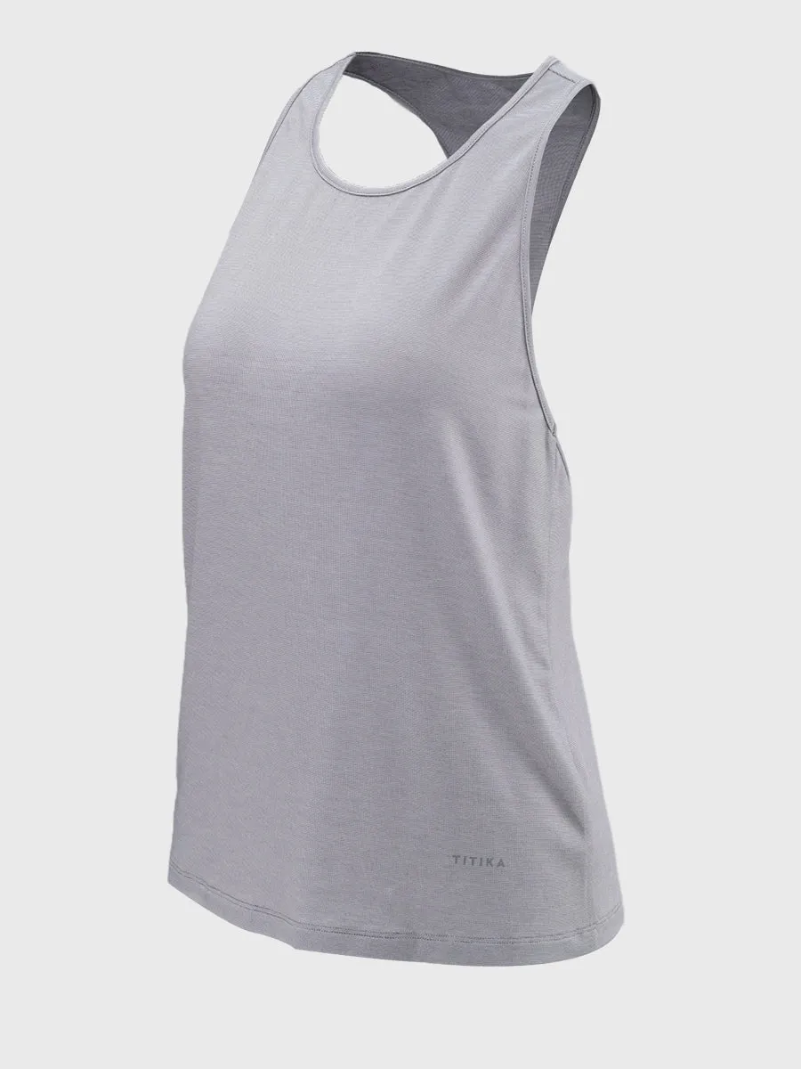 Taped Necklines Stable performance Loosed Racer Back Tank