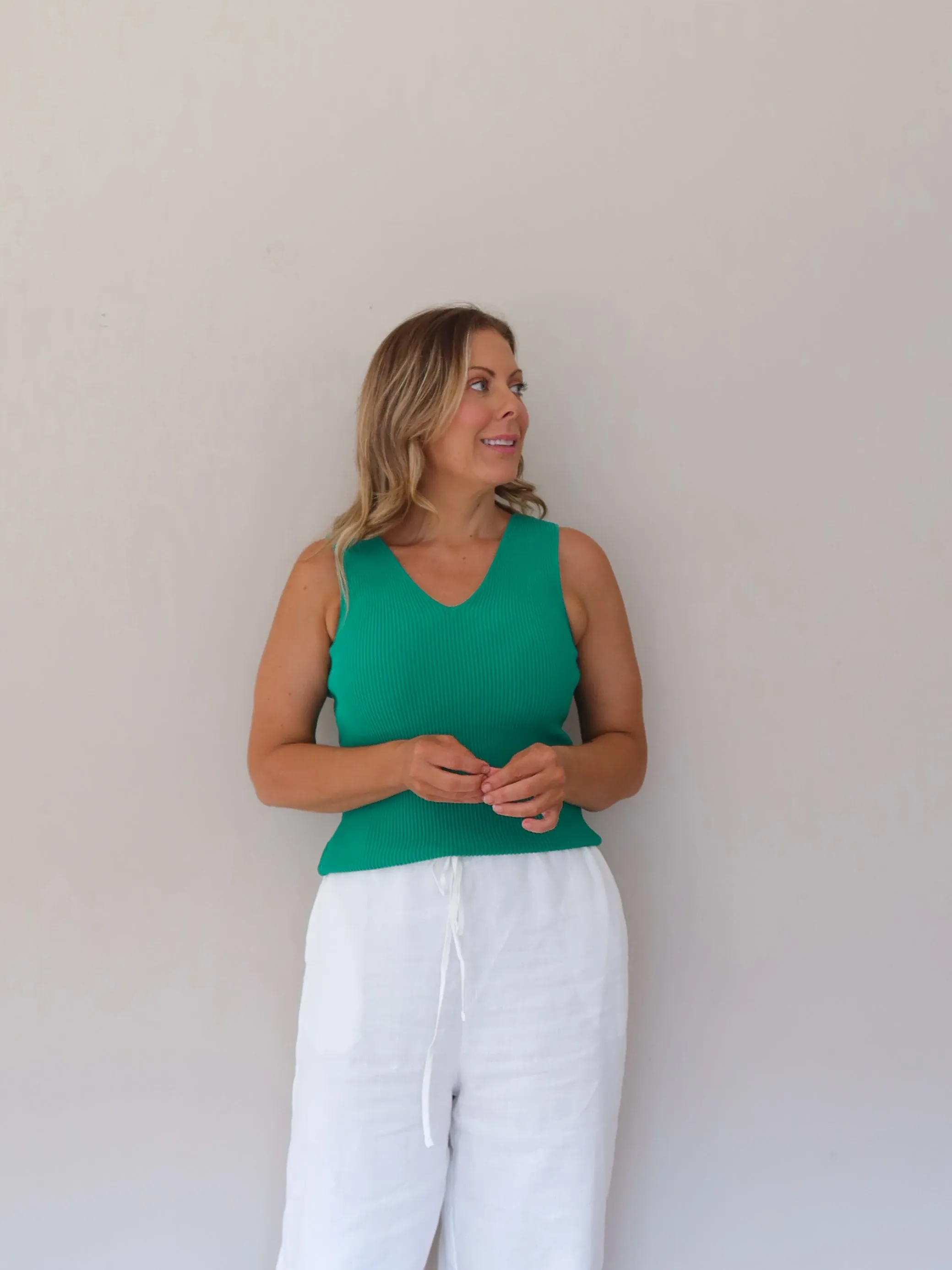 Compact Soft Chafe Protection Amina Tank - Green