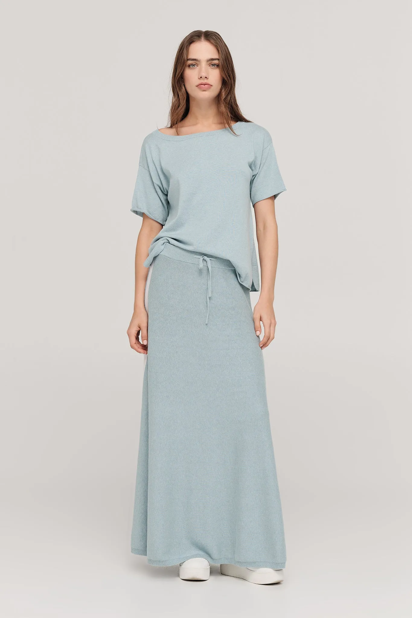 Simple Styling COMPLACENT SKIRT