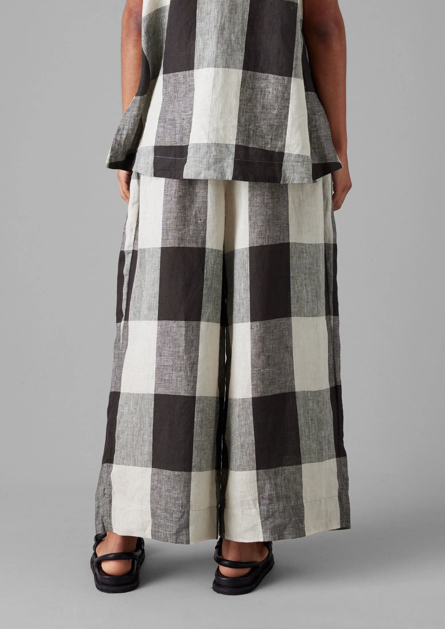 Versatile Fit Statement Piece Macro Gingham Lightweight Linen Pants | Ecru/Charcoal