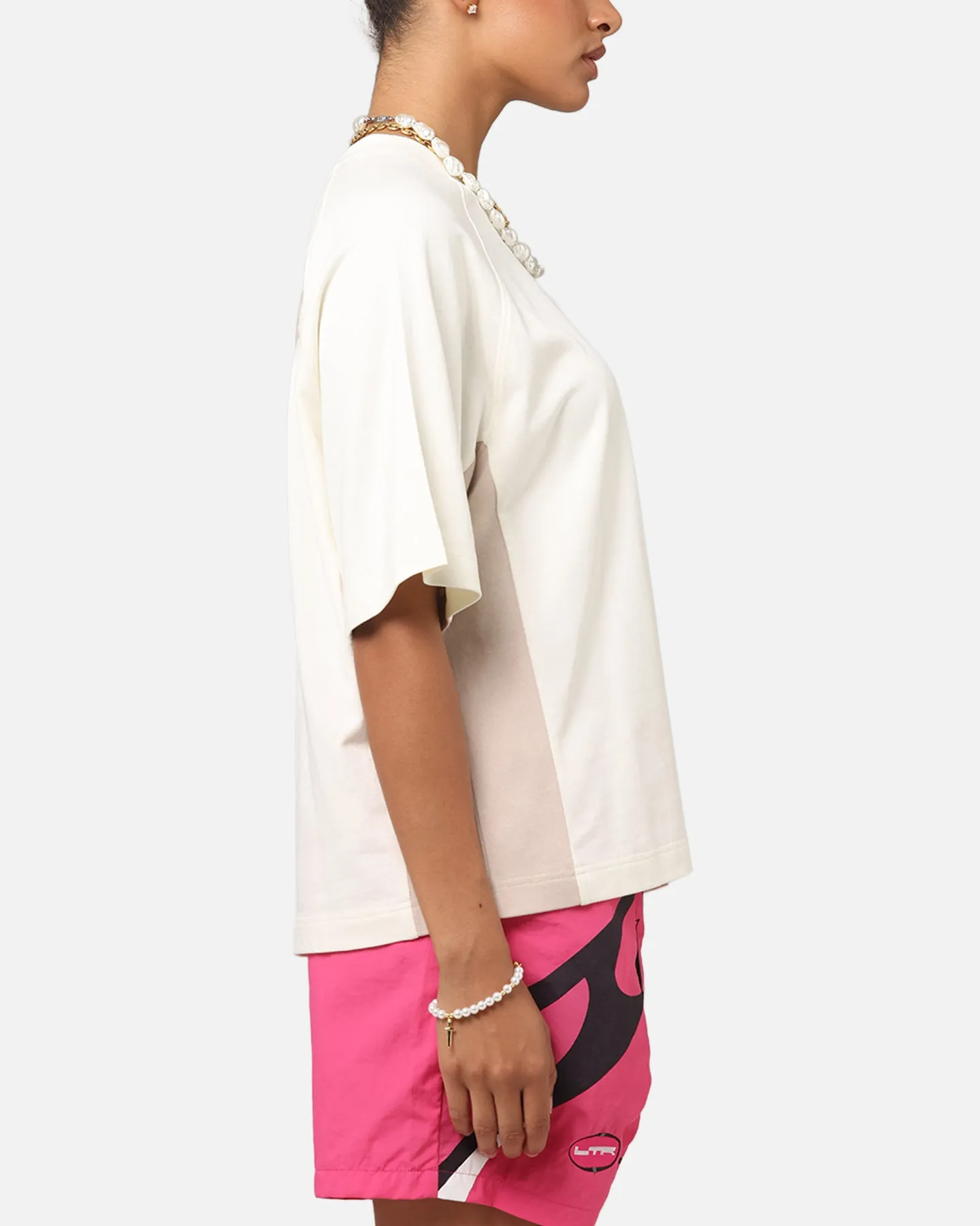 Flattering Fit Loiter Daytona Panel T-Shirt White/Stone