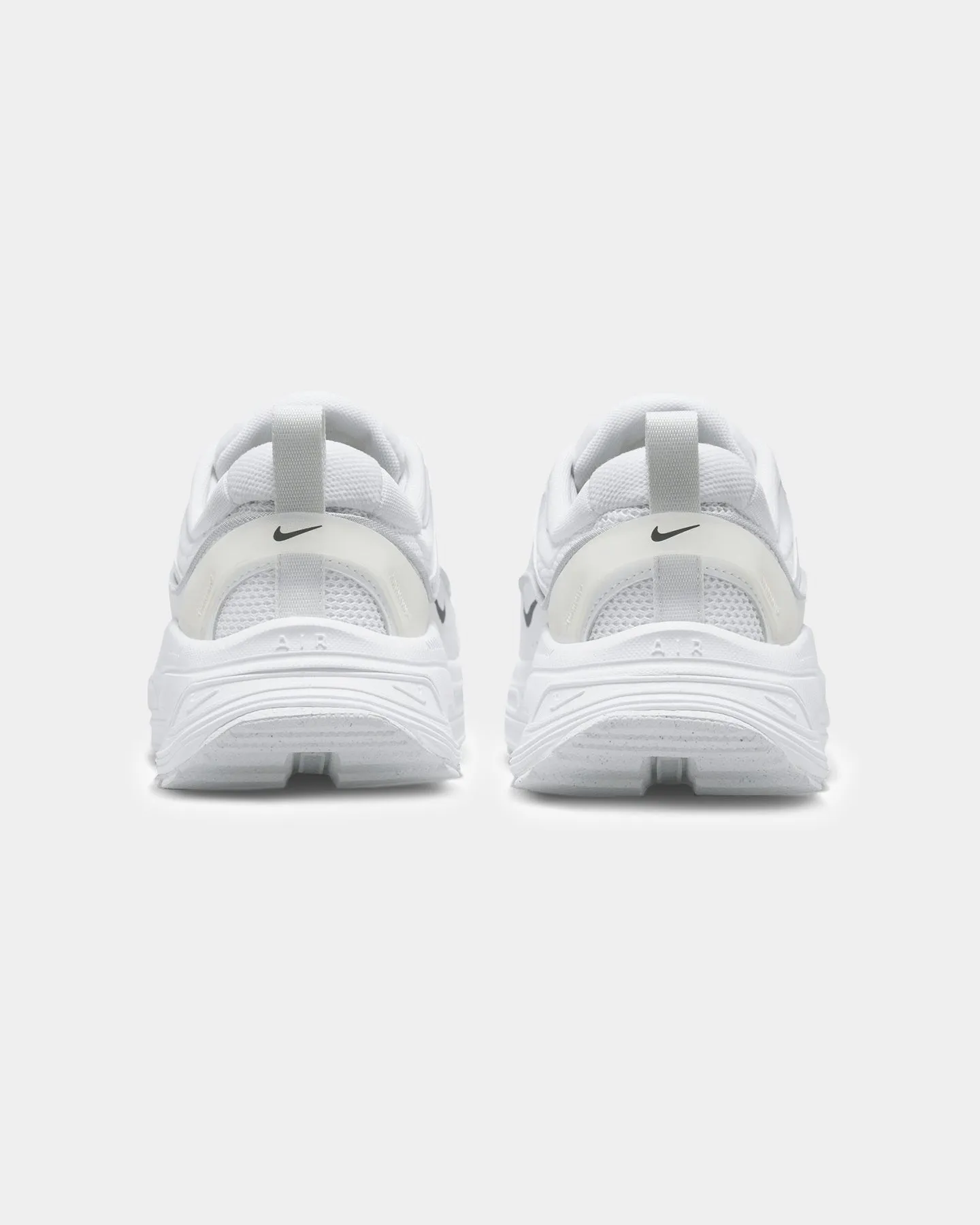 Nike Women's Nike Air Max Bliss White/Summit White Lightweight