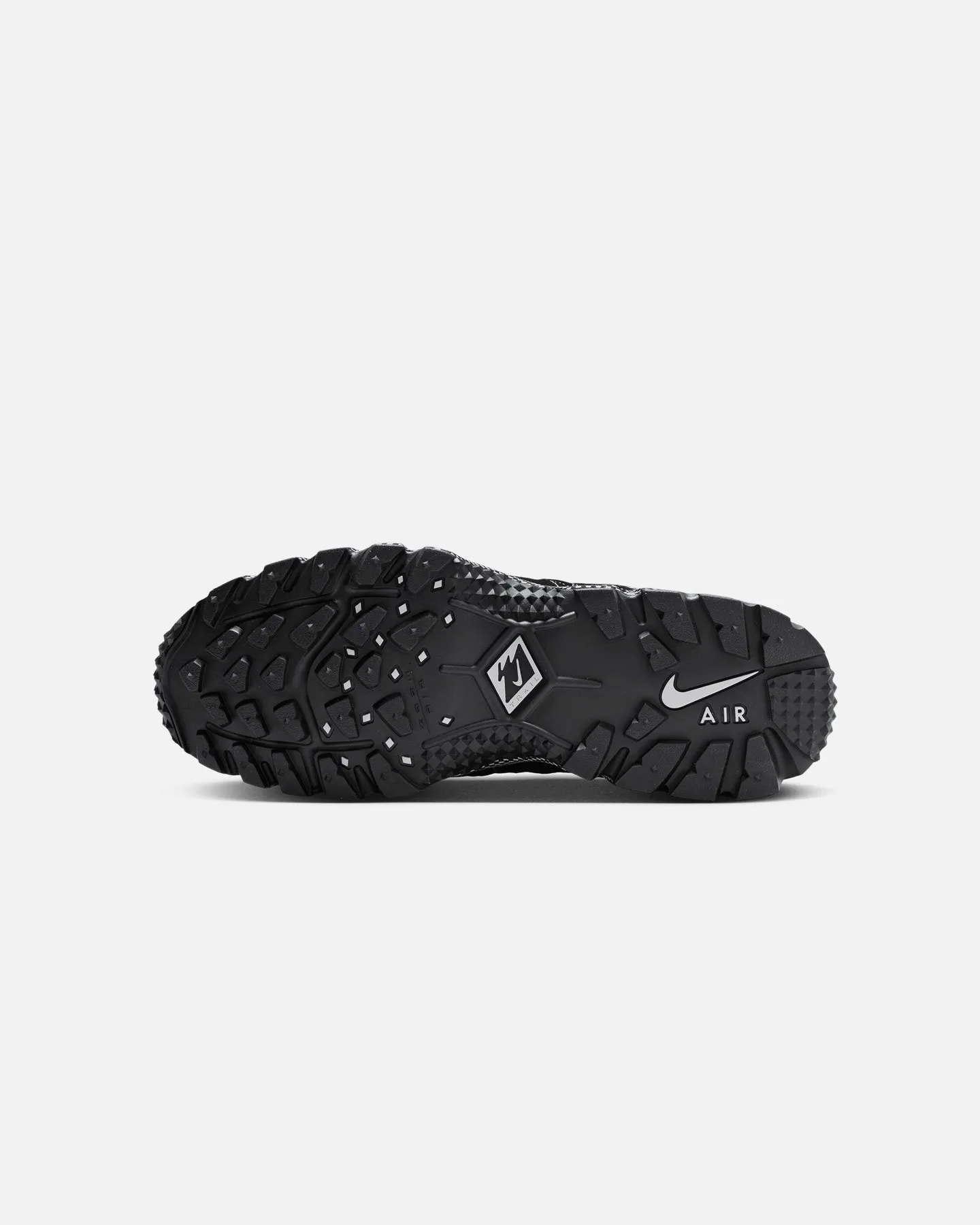 Contoured Arch Bridge Nike Air Humara "Oreo" Black/Metallic