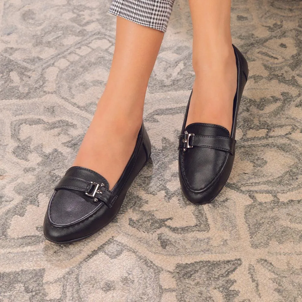 Minimal Outfit Grip Power Tresmode Sativa Black Women's Dress Loafers
