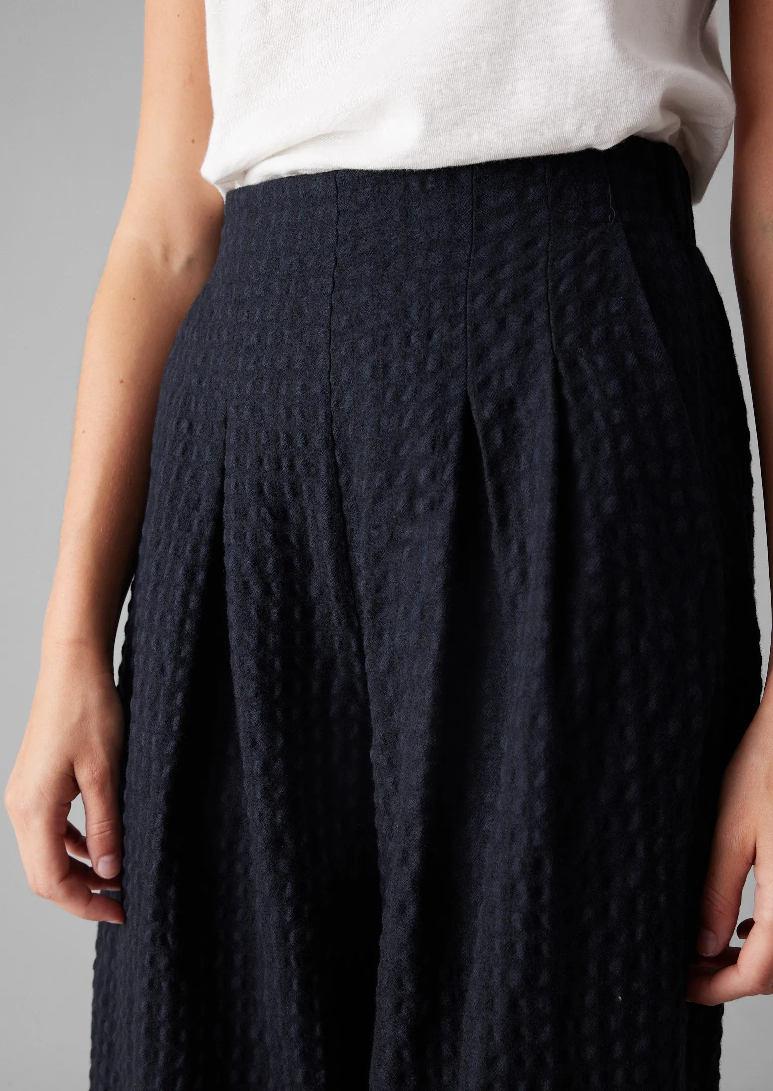Flexible Leg Moisture Management Corinne Herringbone Wide Leg Pants | Navy