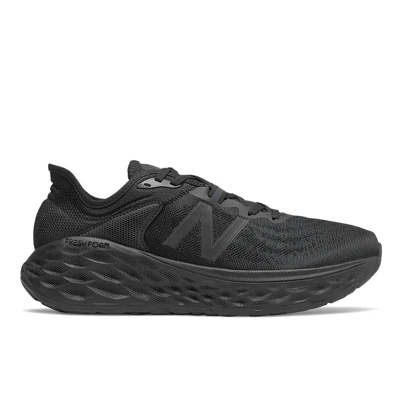 nylon shoes Fresh Foam More v2 - Black - Men's