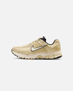 Nike Women's Zoom Vomero 5 Team Gold/Soft Pearl Look Ready Abrasion resistant