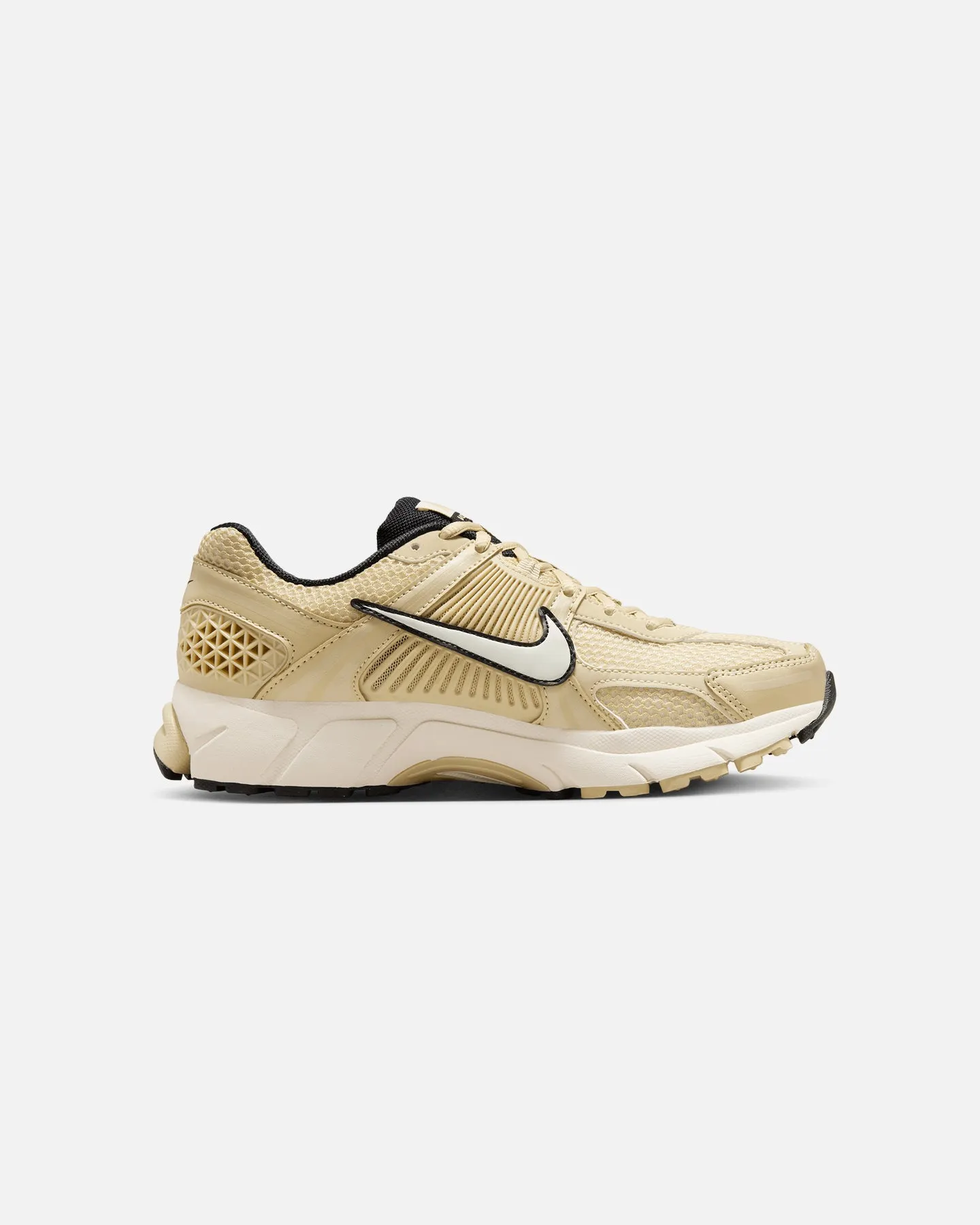 Nike Women's Zoom Vomero 5 Team Gold/Soft Pearl Mid Top