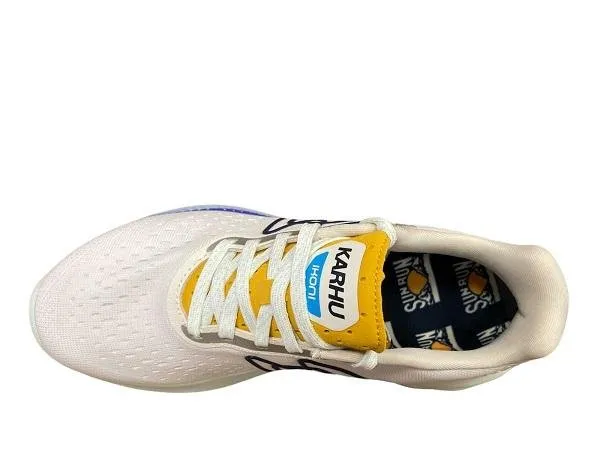 running during a foggy day Karhu Ikoni Ortix scarpa da corsa F200321 white golden rod