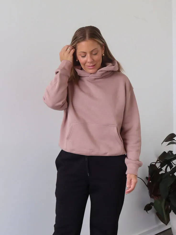 Frankie Hoodie - Hazy Pink indoor relaxation