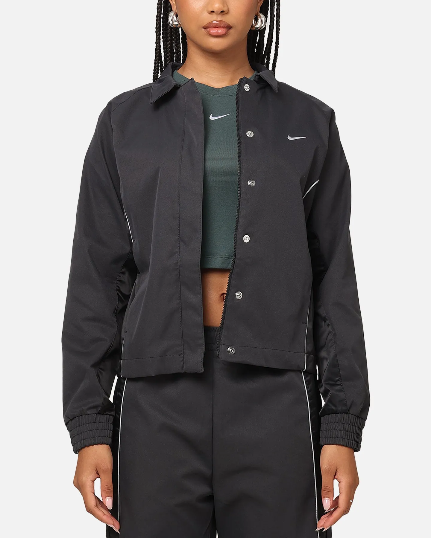 Magnetic Closure System Chill Control Nike Women's Sportswear Woven Full Zip Jacket Black/Black