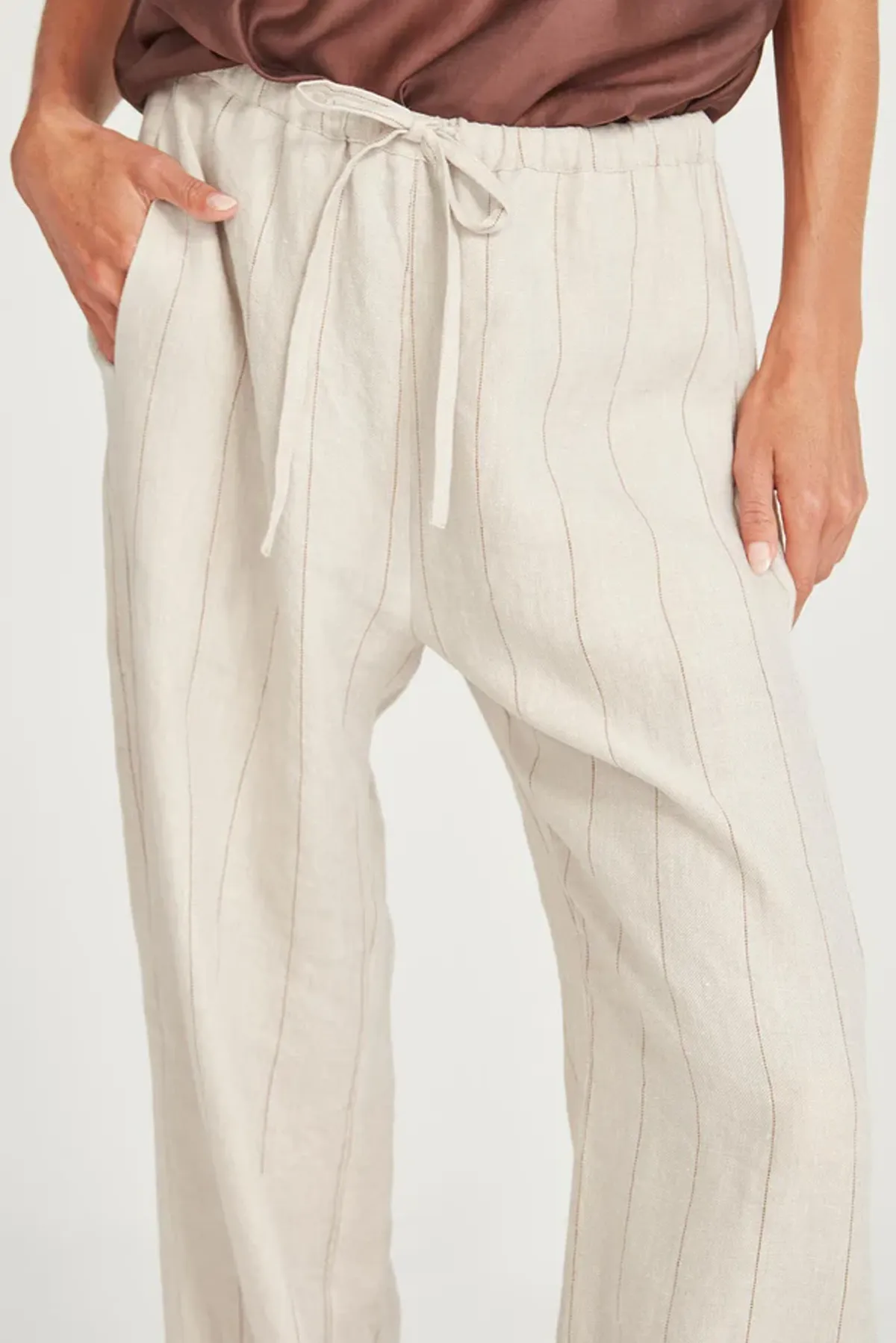 Feminine Cut LINEN STRIPE BENNETT PANT