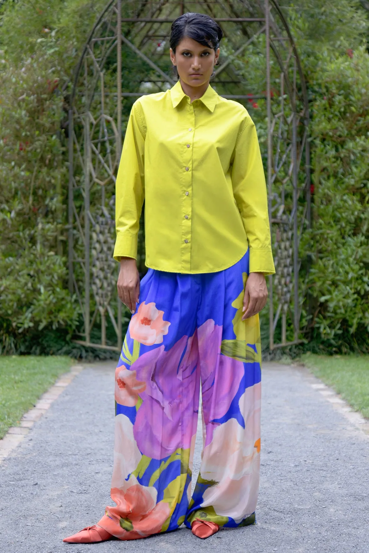 WALK OF THE TOWN TROUSER Neutral Look