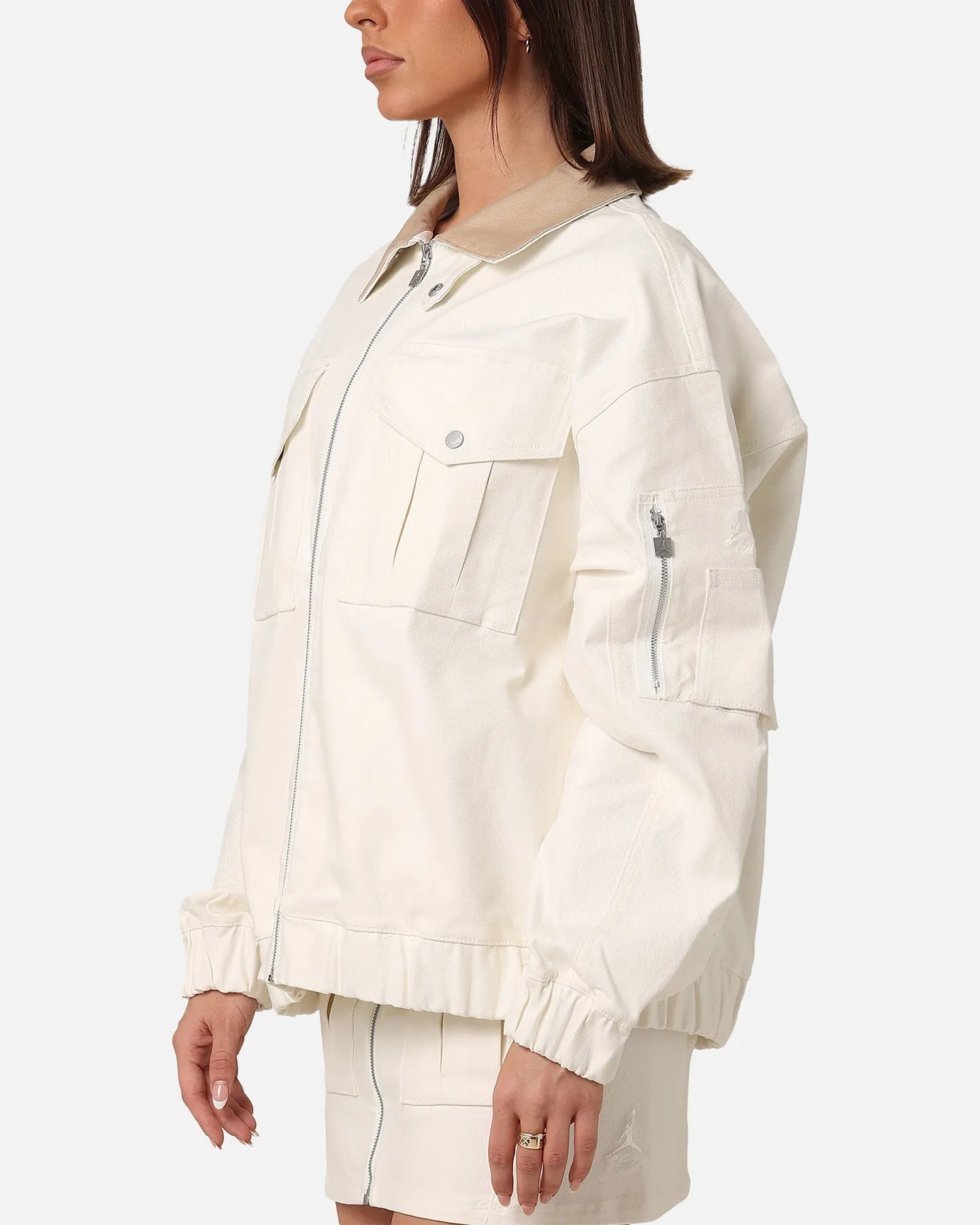 Jordan Women's Renegade Jacket Sail/Legen Md Brown Quilted Inner Layer Structured Fit