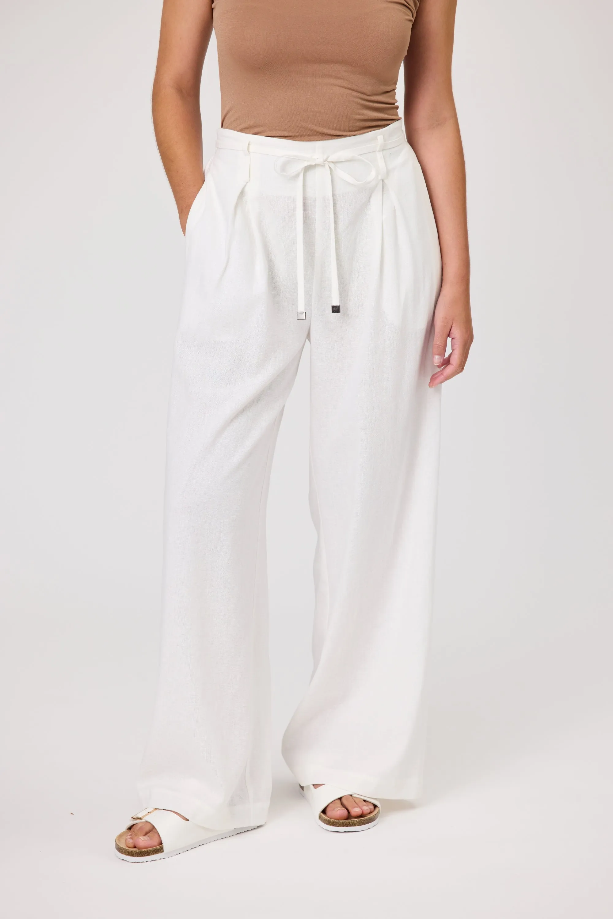 BROOKE PANT Sophisticated Look