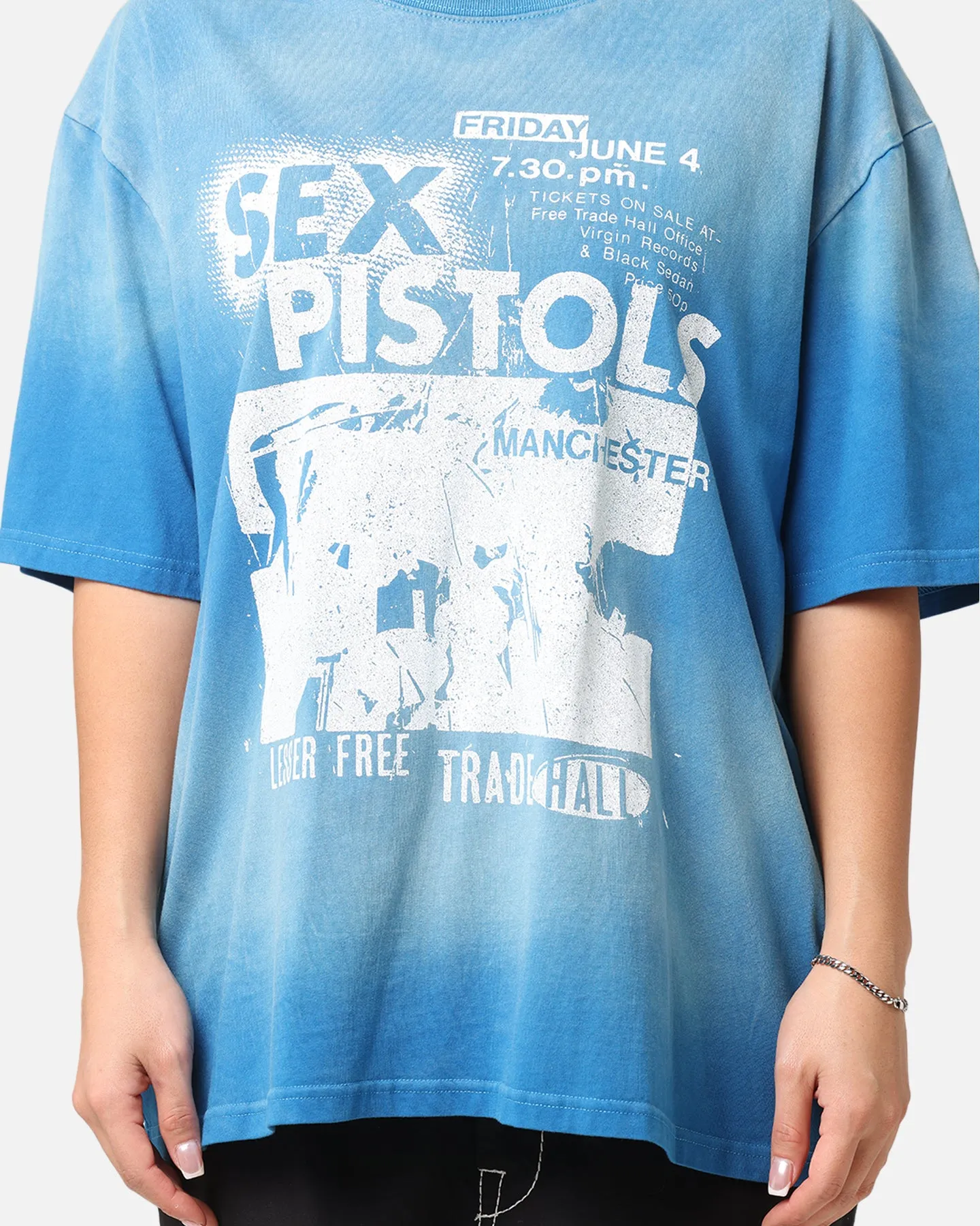 Sex Pistols Sun Fade T-Shirt Sun Washed Blue Seam Free Shoulders Classic Style Trend