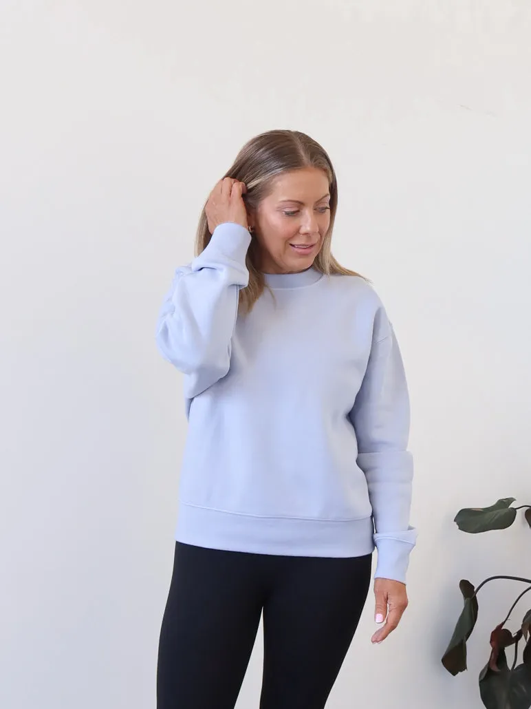 Fur like Gracie Relaxed Crew - Powder Blue