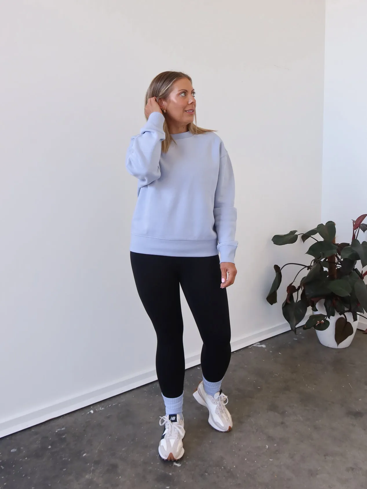 Beaver like Soft Fleece Lining Gracie Relaxed Crew - Powder Blue