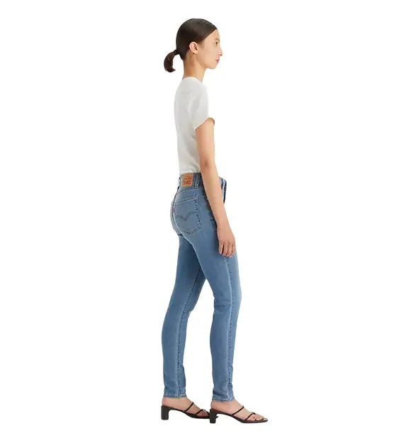 Levi's pantalone jeans da donna a vita alta 721 High Rise Skinny blu chiaro Cool Essential Cozy Feel