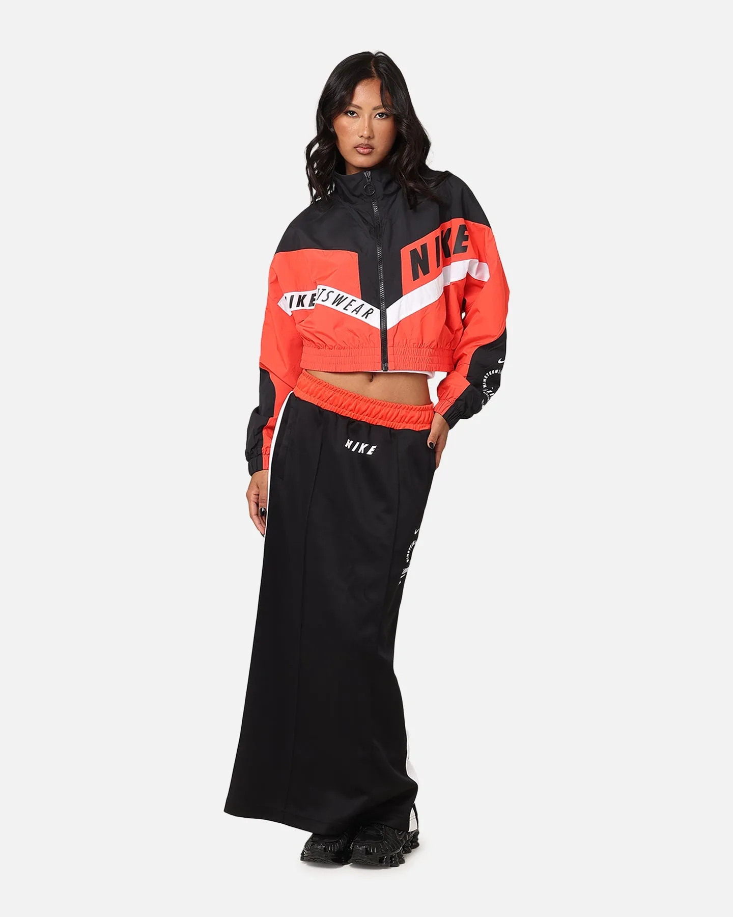 Nike Women's Sportswear Woven Street Jacket Light Crimson/Black/White Declare