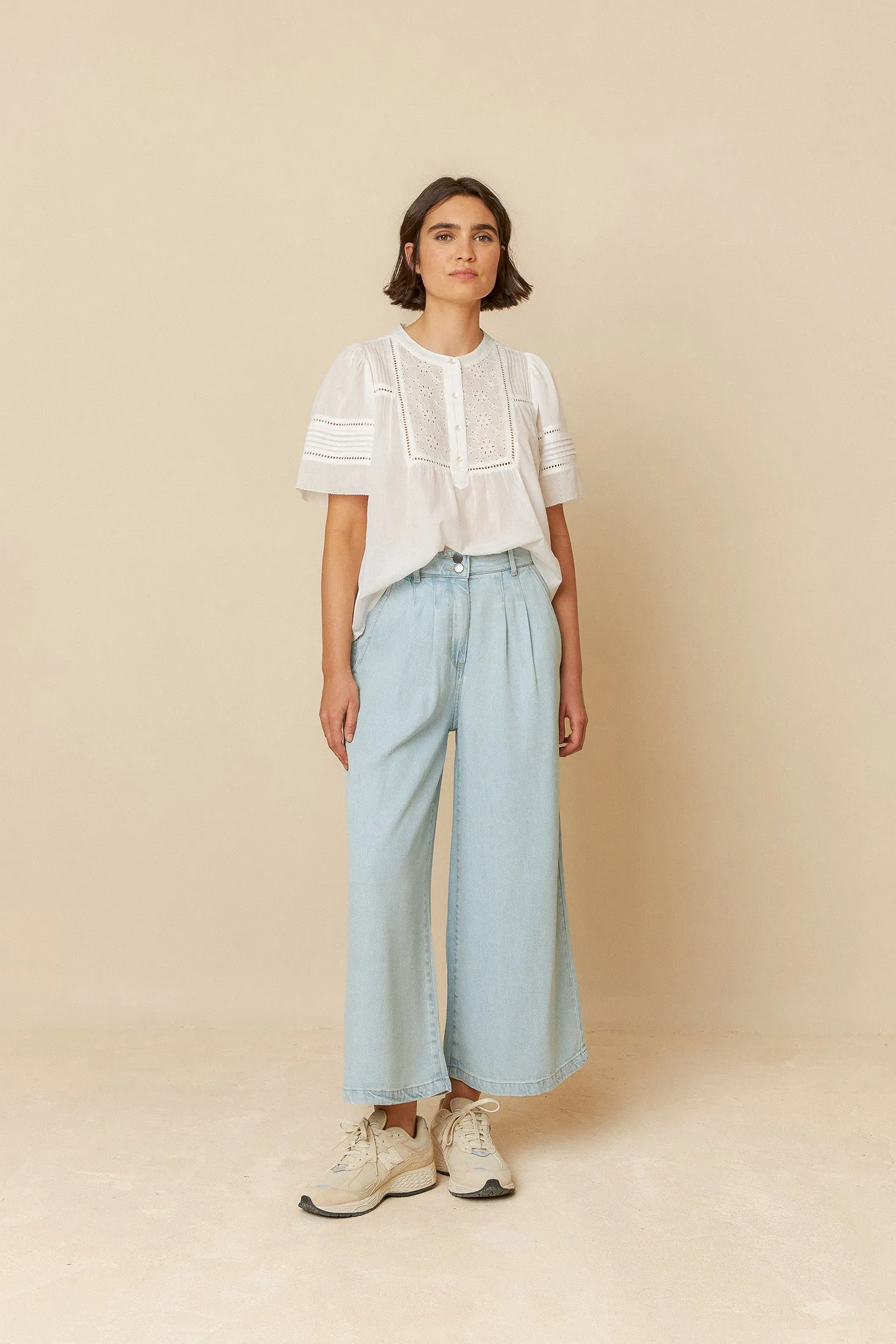Minimalist Night Out Smooth HIBISCUS JEANS