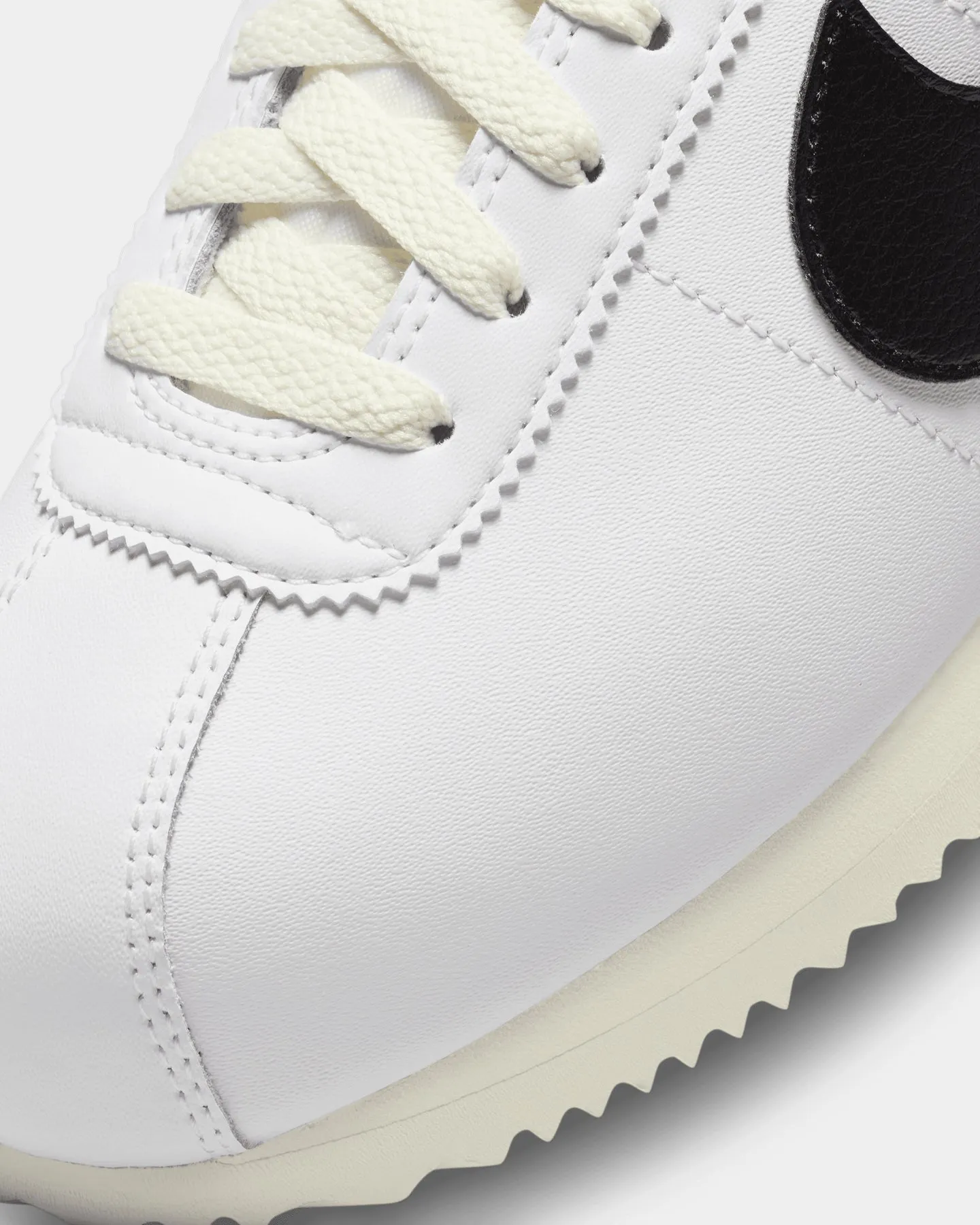 Nike Women's Cortez White/Black-LT Flexible Outsole Construction heel cup
