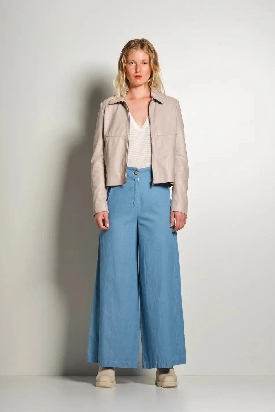 Effortless Look Bomboogie pantalone da donna Wide Leg Chambrey PW7861TCMCD2L denim light blue