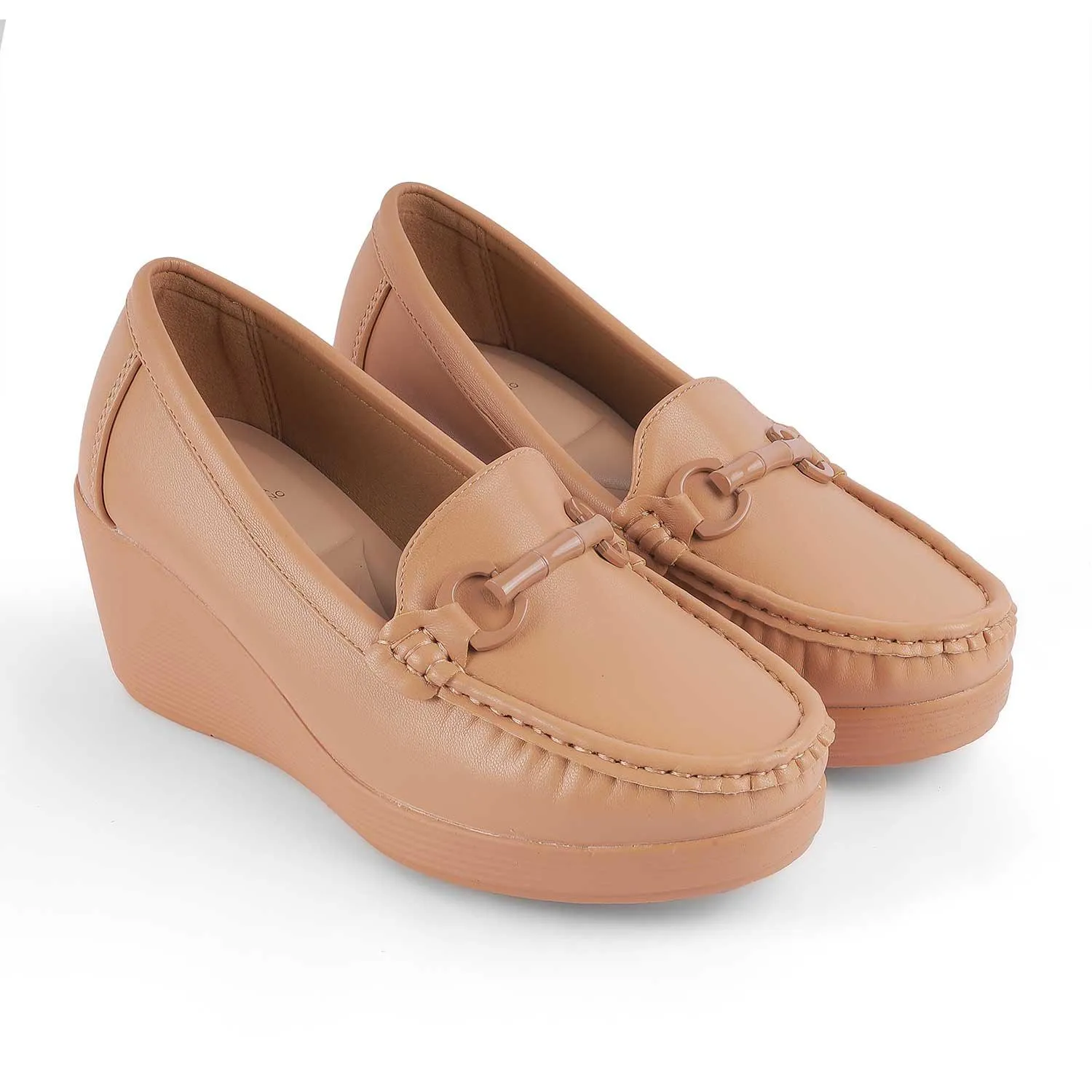 Father Of The Bride City Dawn Tresmode Trebien Tan Women's Wedge Loafers