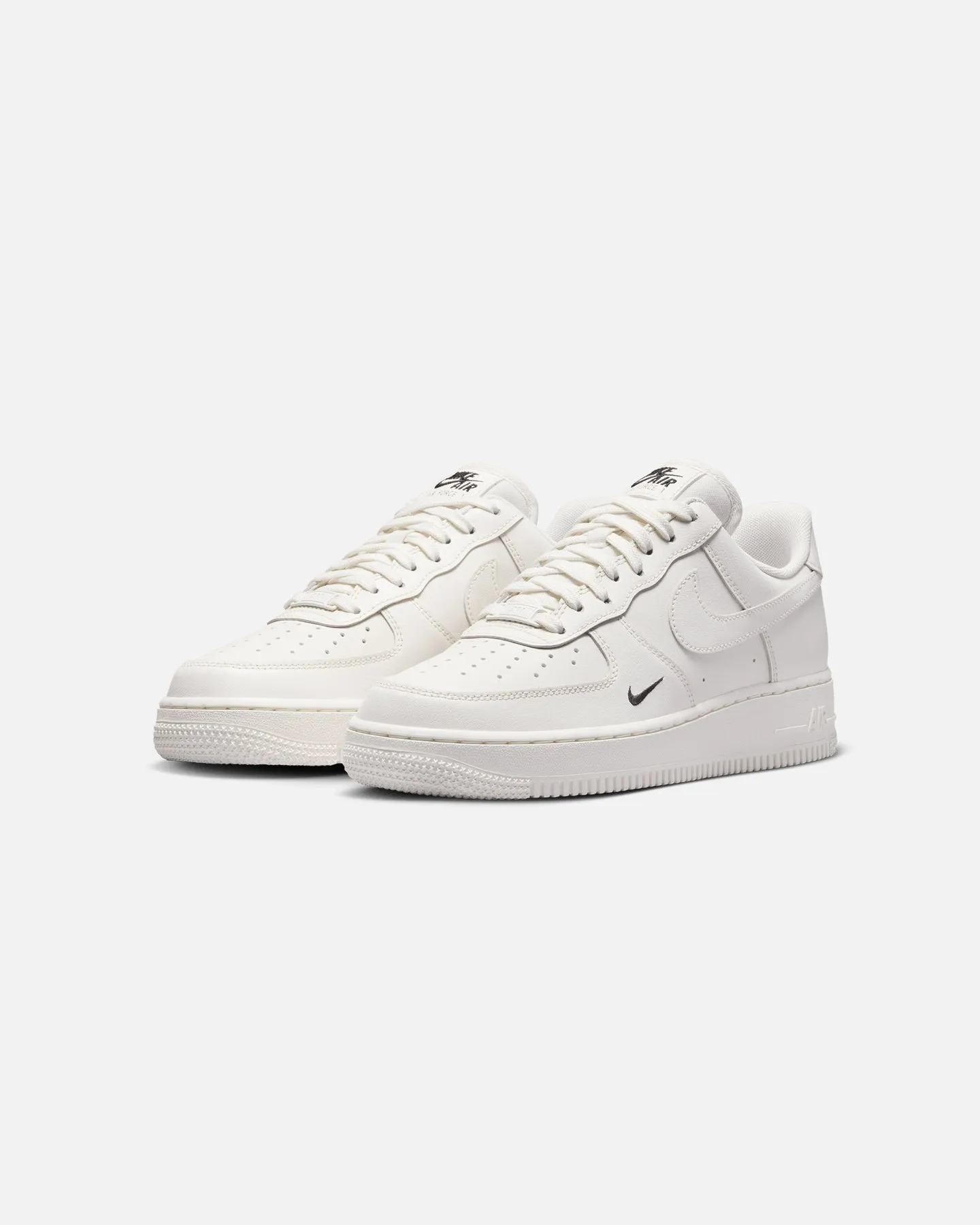 Global Cool Nike Women's Air Force 1 '07 Essential Sail/Sail