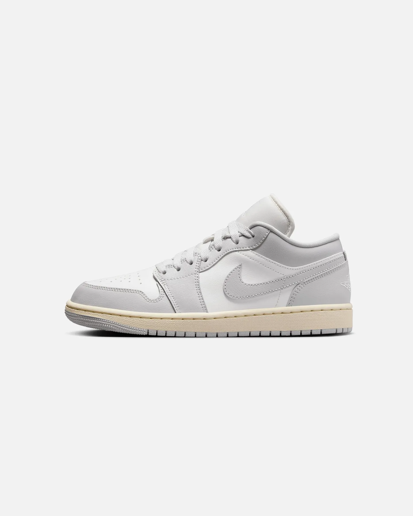 Jordan Women's Air Jordan 1 Low "Light Grey" Sail/Natural Grey easy move