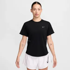 Women's Nike Swift Dri-FIT Short Sleeve Top Travel Trend Look