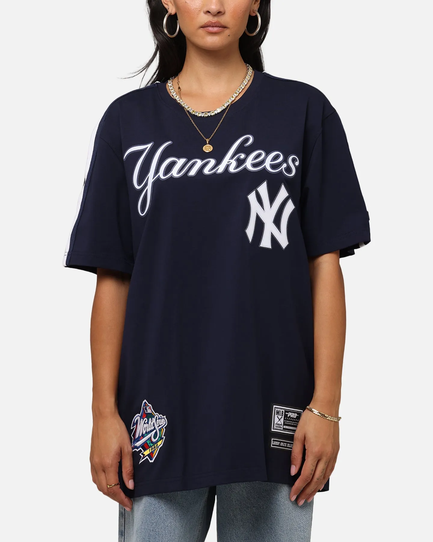Summer Casual light layering Pro Standard New York Yankees Classic Mesh Striped T-Shirt Midnight Navy