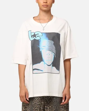 Billie Eilish Billie Y2K Organic Cotton T-Shirt White EasyCareFabric Timeless Comfort Wear