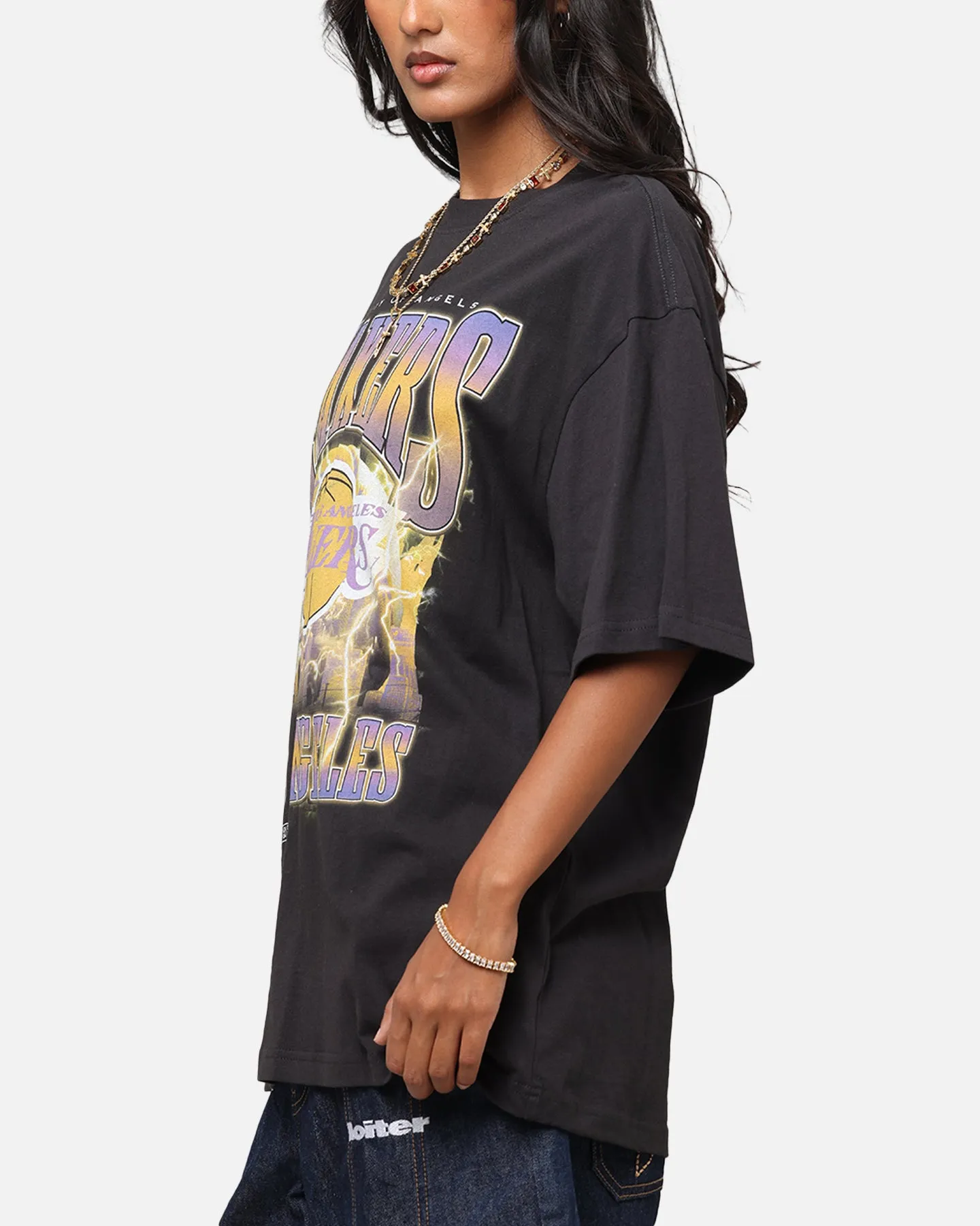 Flexible Neckline Mitchell & Ness Los Angeles Lakers City Strike T-Shirt Faded Black