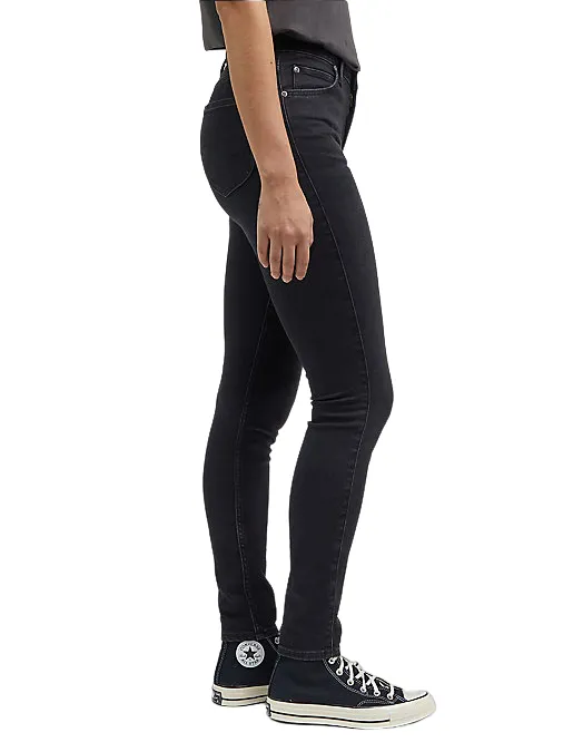 Lee pantalone in jeans leggero e morbido da donna Scarlett L626AE47 nero Outfit Mix