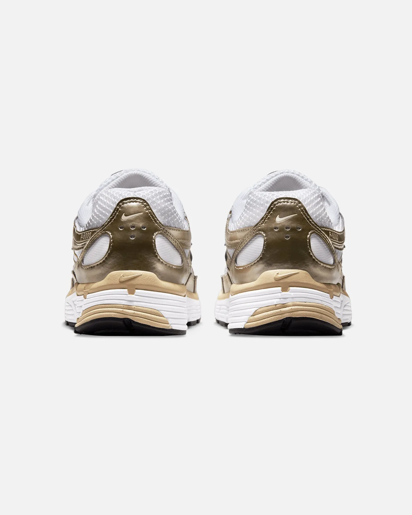 Queen Fit Queen Touch Nike Women's P-6000 White/Black