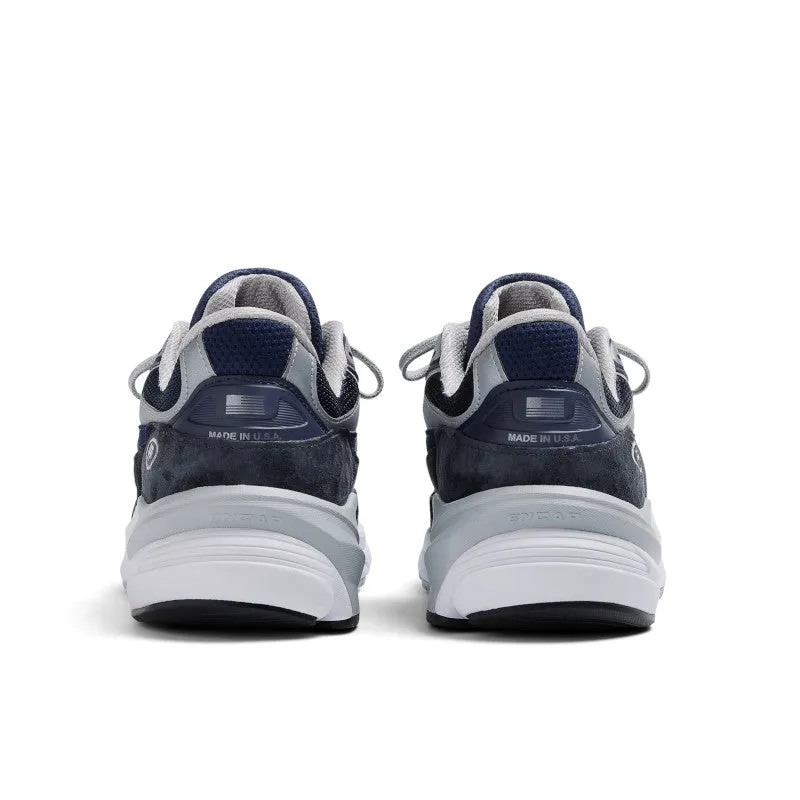 990v6 - Navy with White - Men's running with water bottle shoes