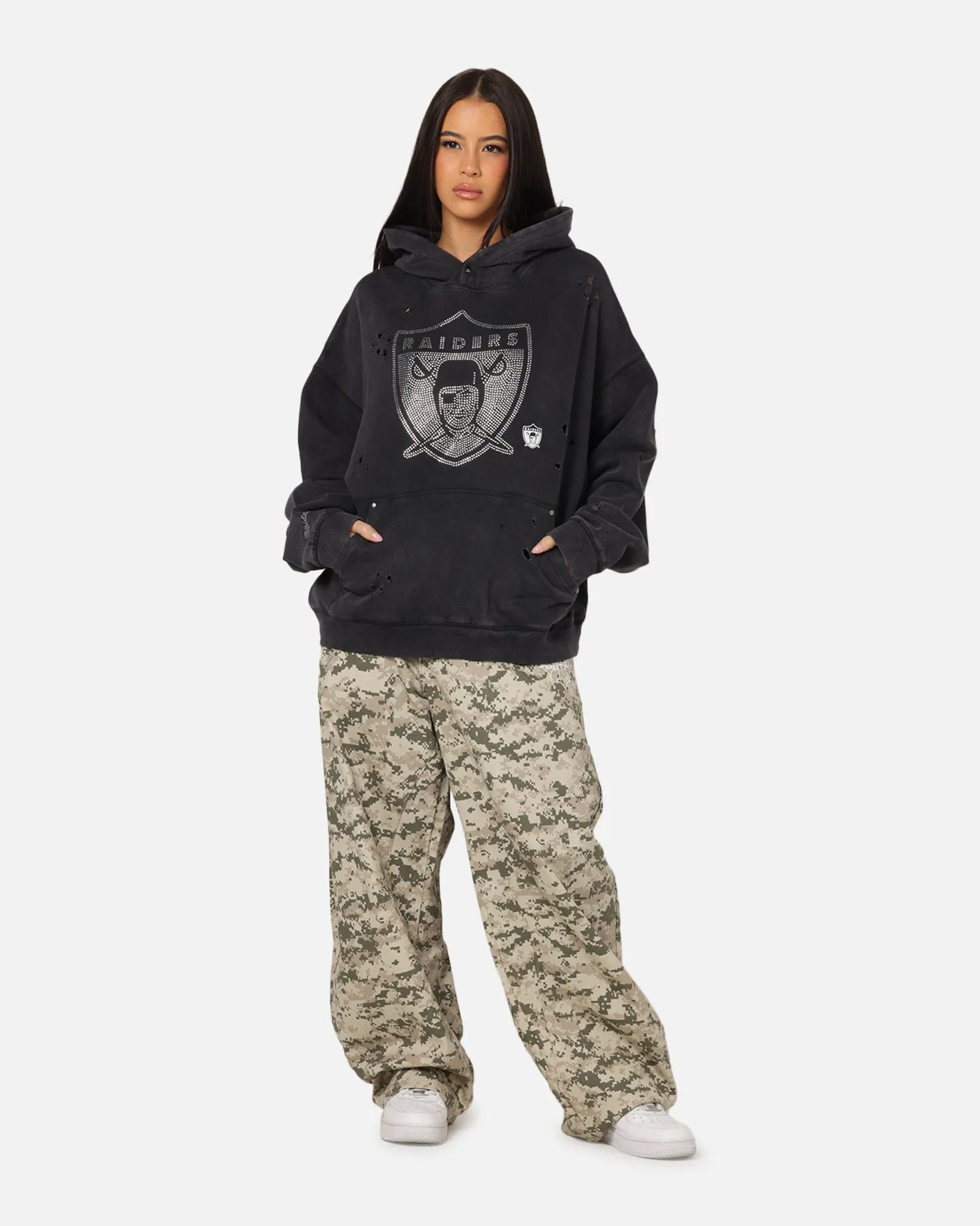 Mitchell & Ness Las Vegas Raiders Distressed Rhinestone Logo Hoodie Faded Black City Trend Street Light