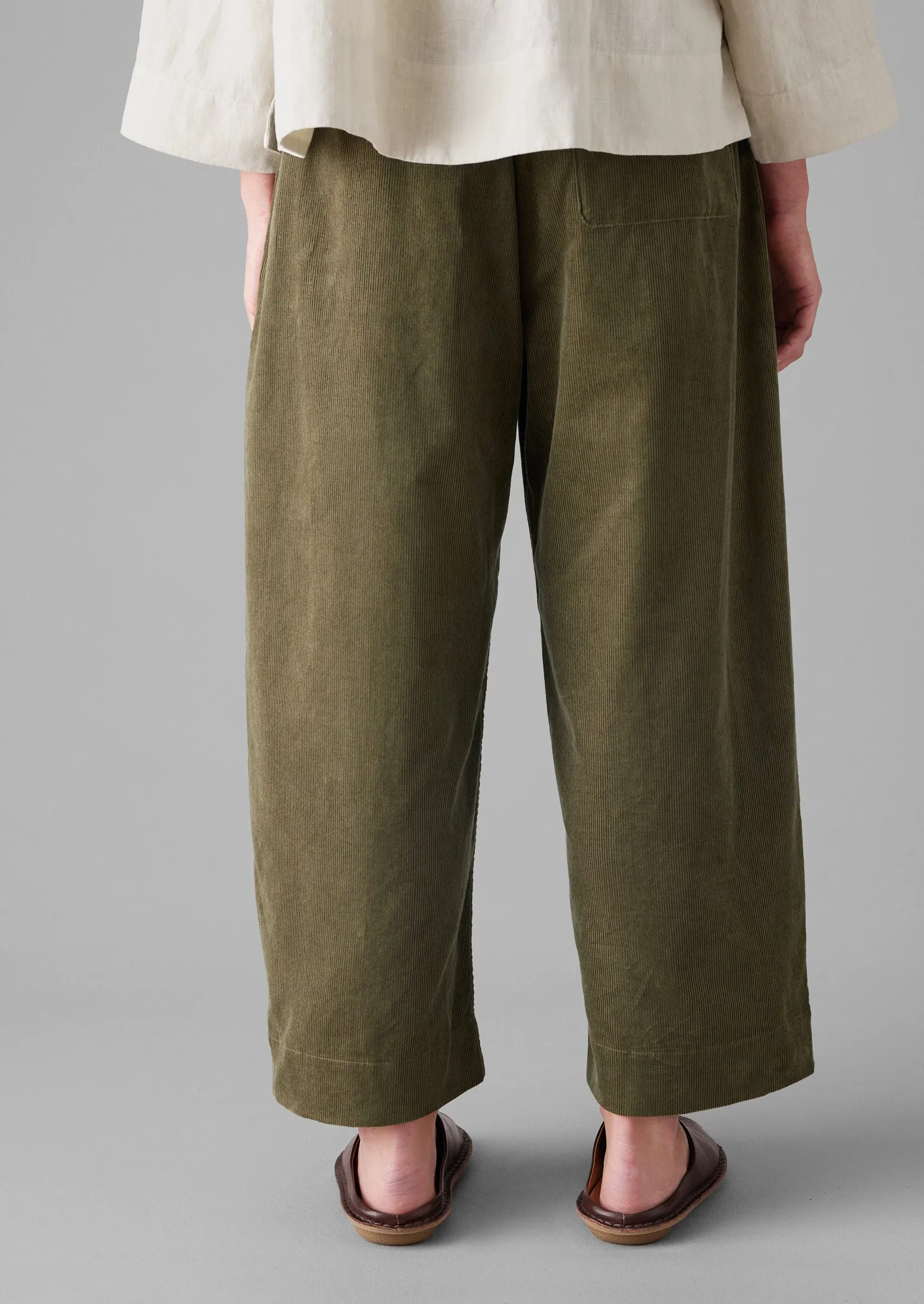 Organic Cord Barrel Leg Pants | Pear Simple Fit