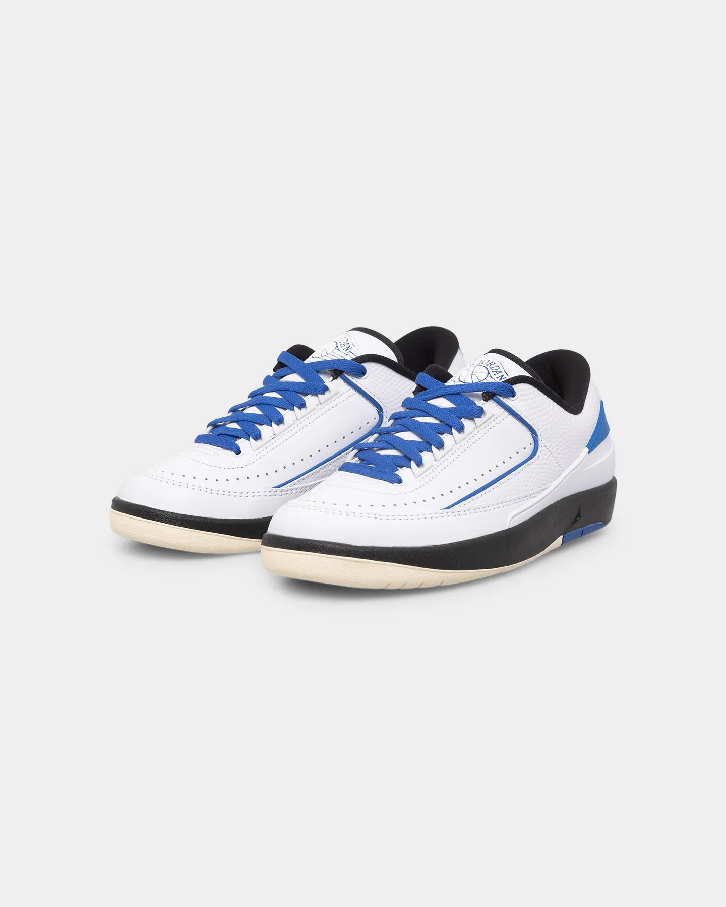 Indoor Jordan Women's Air Jordan 2 Retro Low "Varsity Royal" White/Varsity Blue