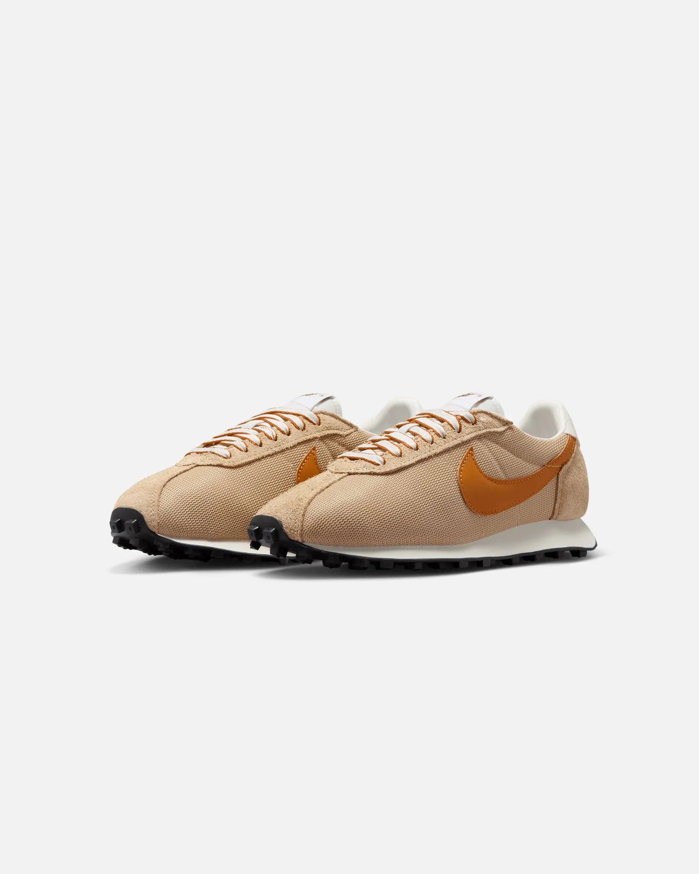 Multi Directional Tread Pattern Nike Women's LD-1000 Linen/Desert Ochre-Sail/Black