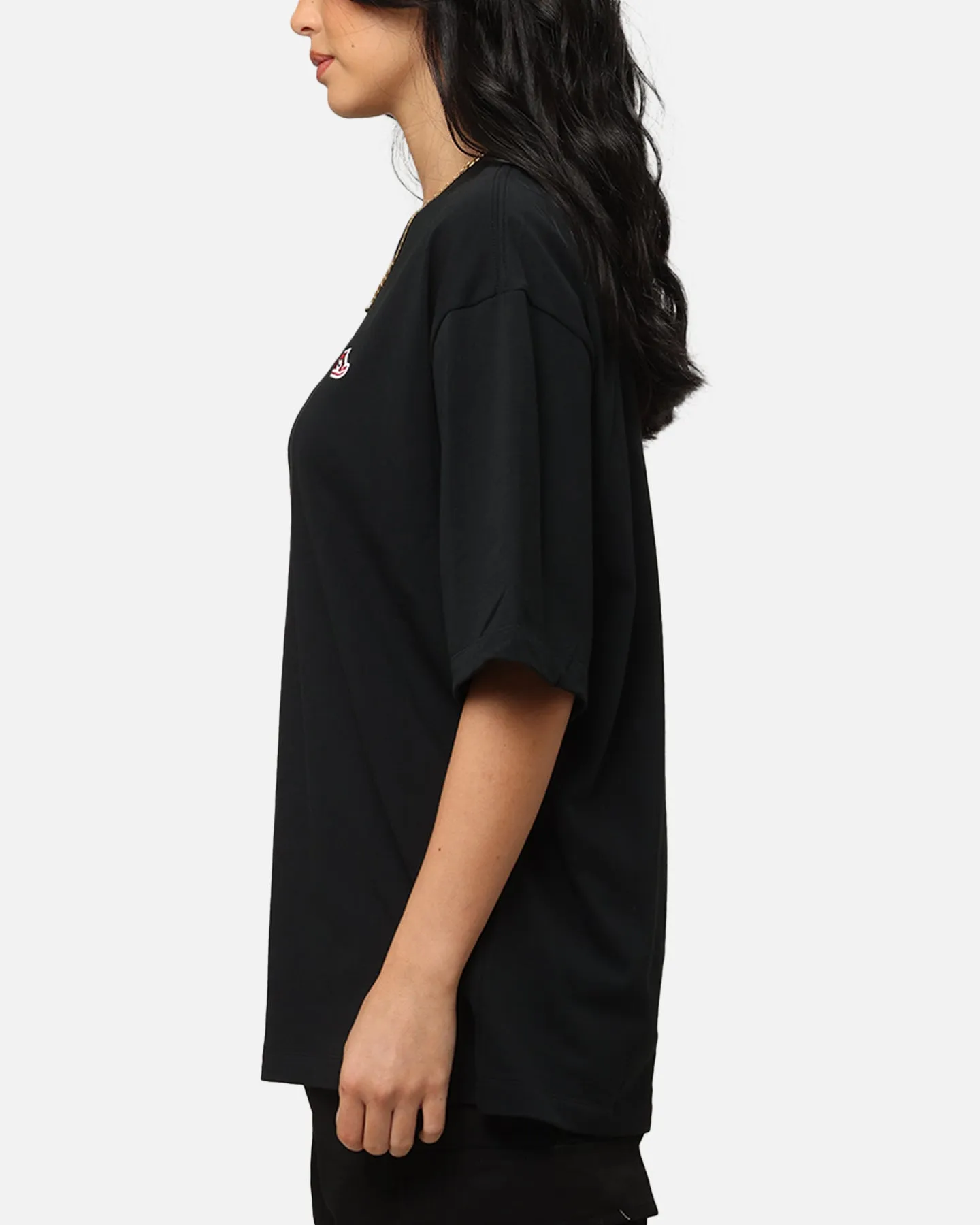 Breathable fabric Soft and Relaxed Jordan Brand Sneaker Patch Crewneck T-Shirt Black/Varsity Red