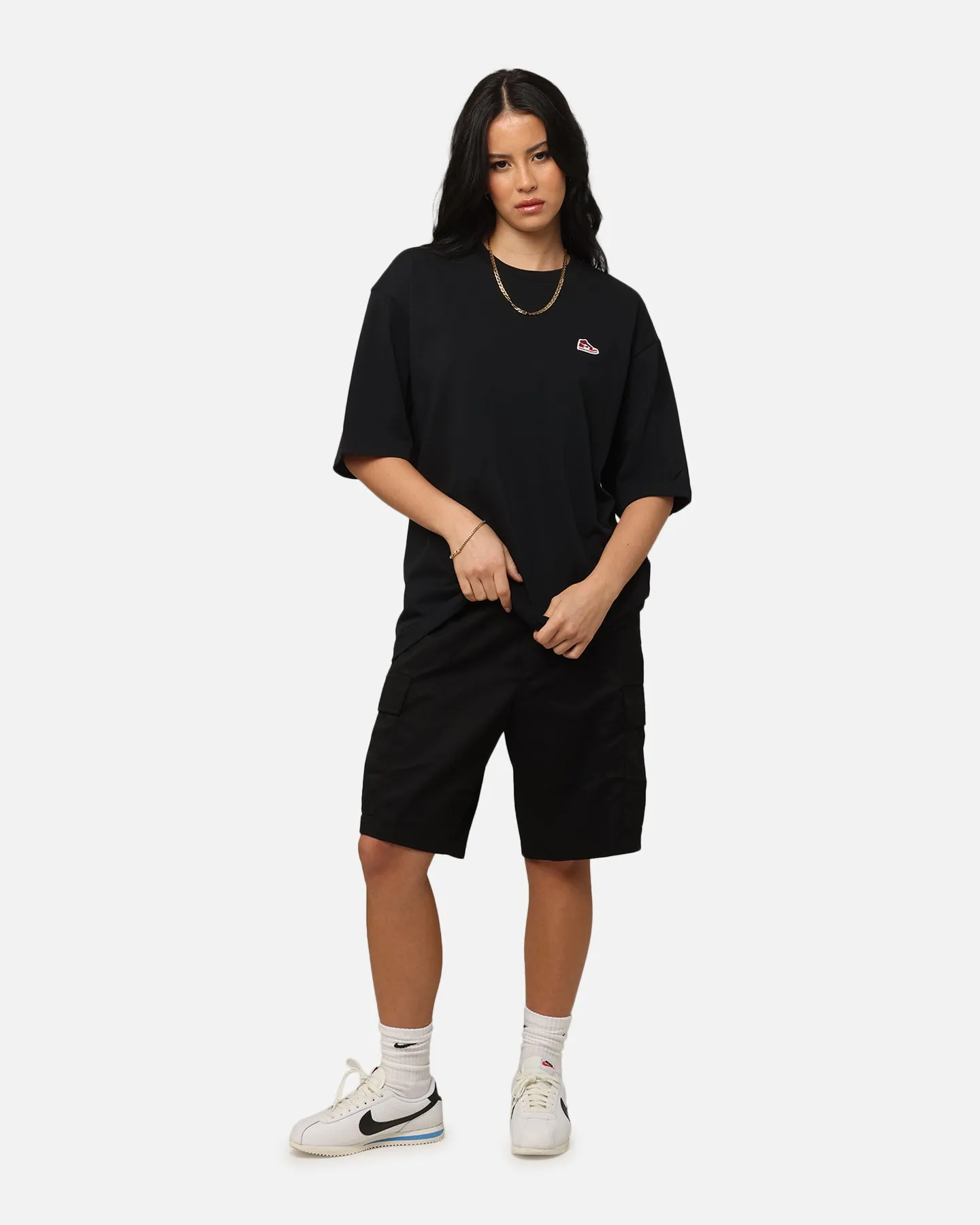 V neck Heathered Texture Jordan Brand Sneaker Patch Crewneck T-Shirt Black/Varsity Red