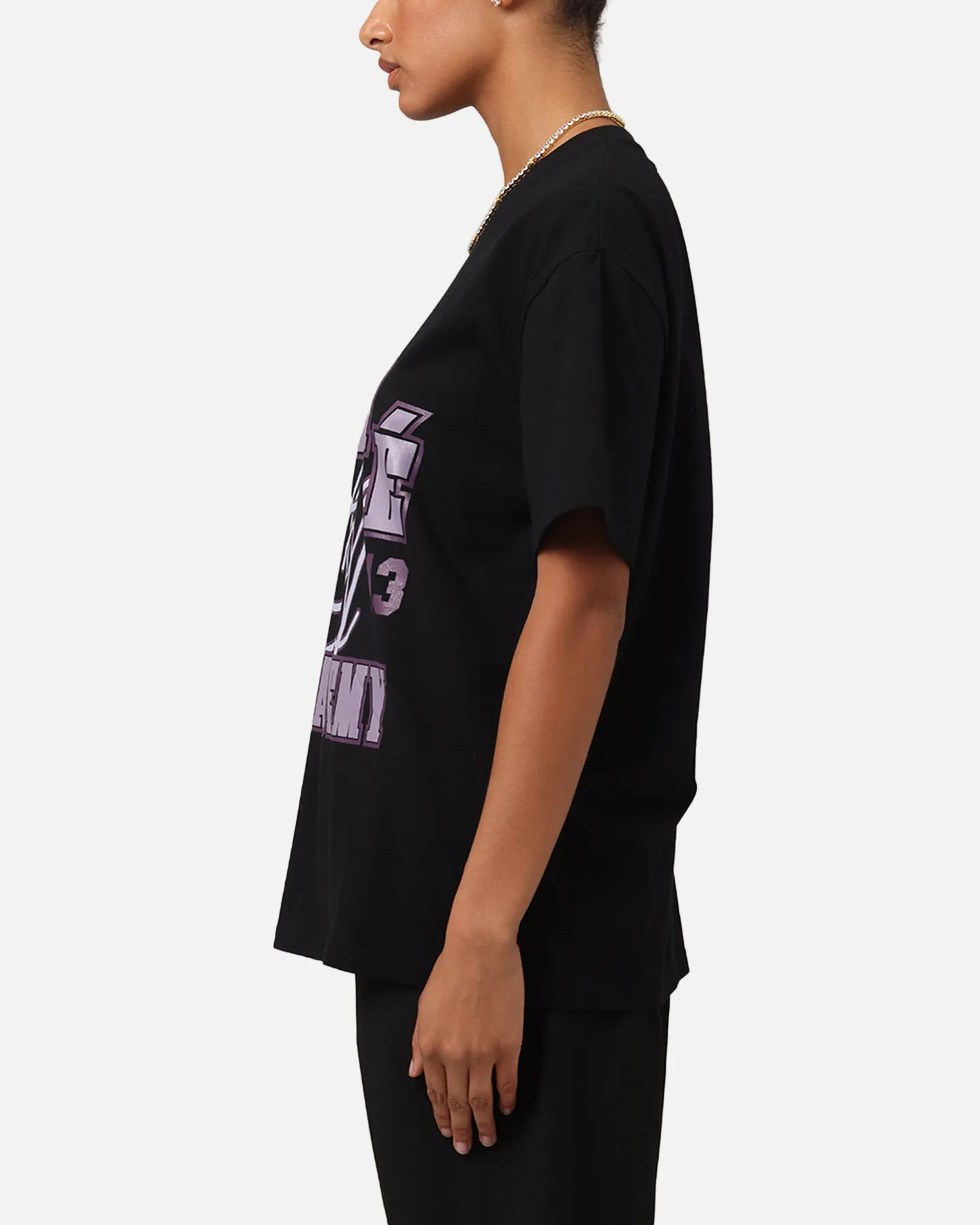 Stretchable Collar Band Trendy Wear Carre Rising Heavy T-Shirt Black