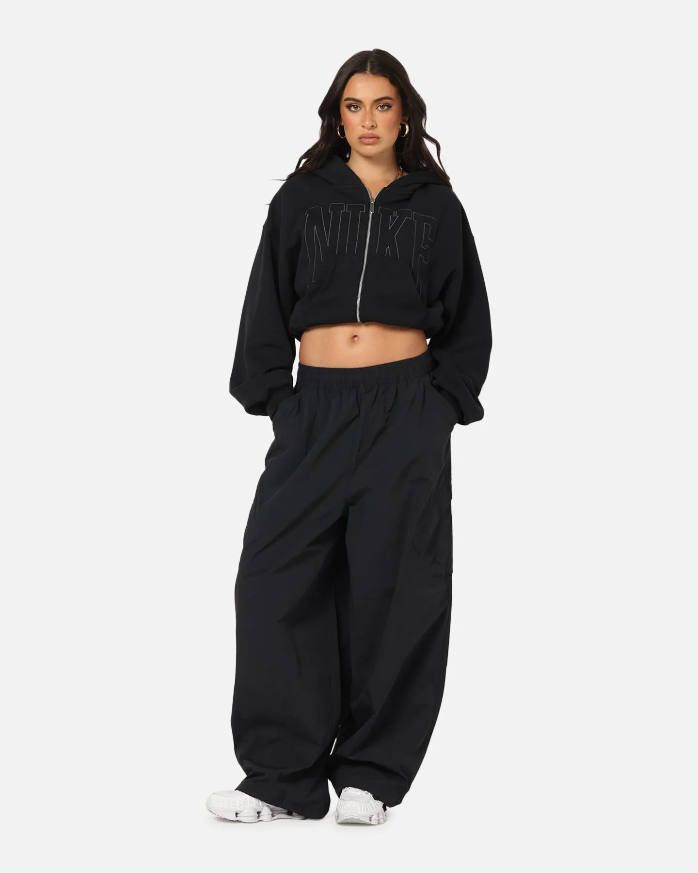 South American style horseback riding outfit Nike Women's Sportswear Full-Zip Cropped French Terry Hoodie Black
