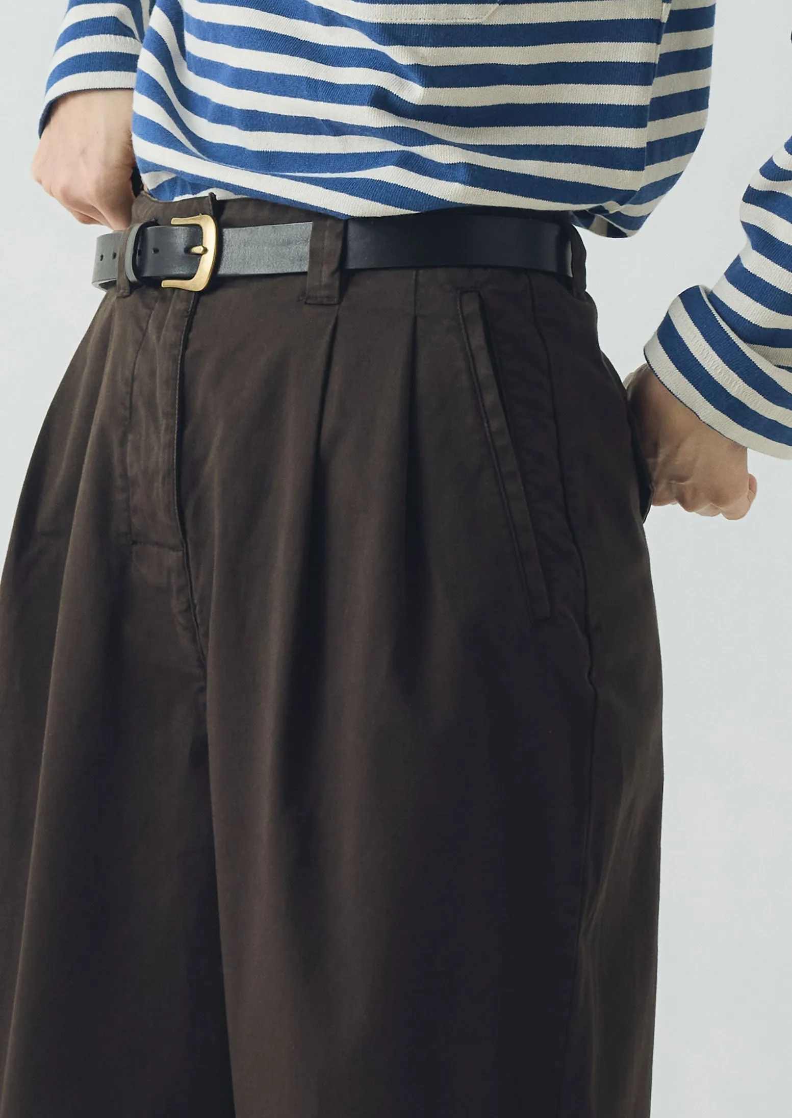 Casual Layering Core Support Cotton Pleat Front Pants | Mocha Brown